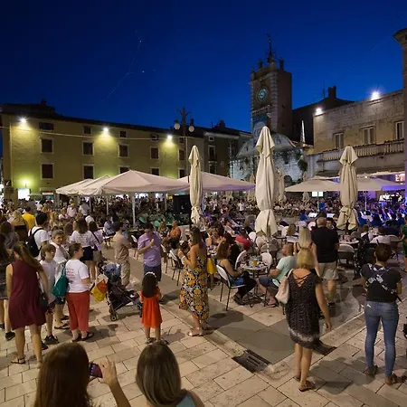 Boutique With Balconies, In Walking Distance To The Sea *