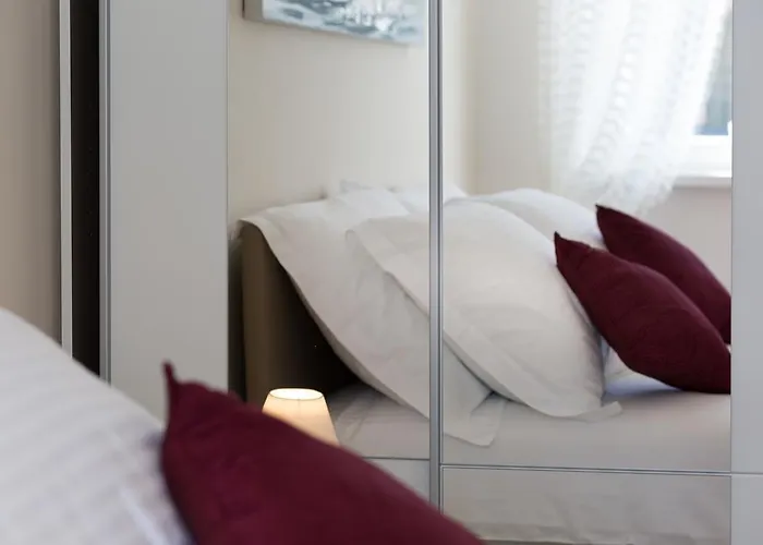 Boutique With Balconies, In Walking Distance To The Sea Lägenhet